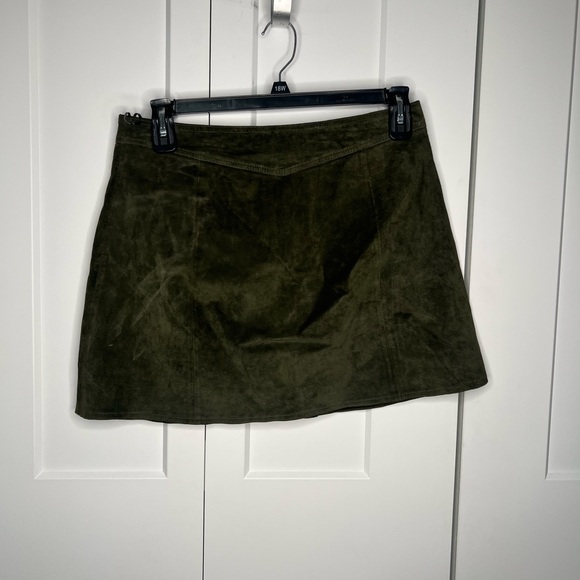 FINAL SALE Zara 100% Suede Pig Leather Front Zip Mini Skirt Women’s Size Large - Picture 2 of 5